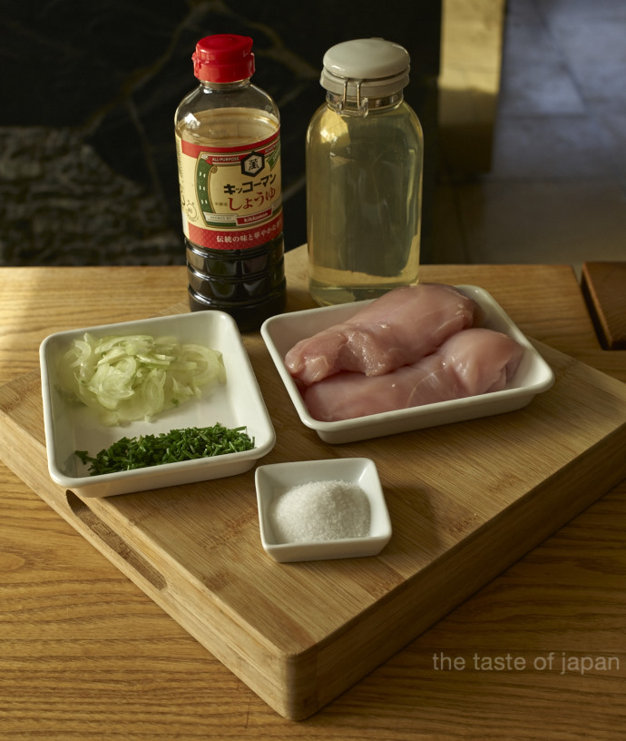 Iain Ingredients for Oyakudon (without sake and mirin)